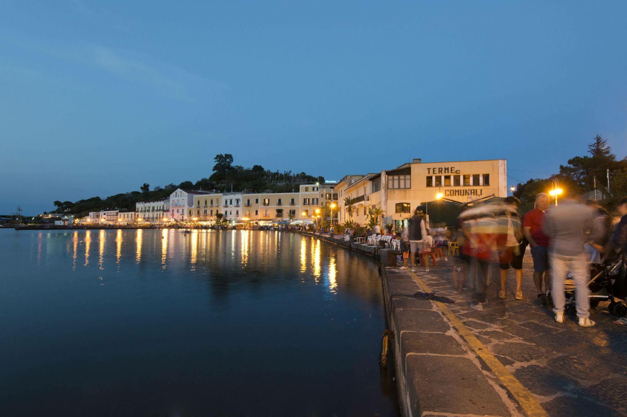 B&B San Pietro Ischia Buitenkant foto